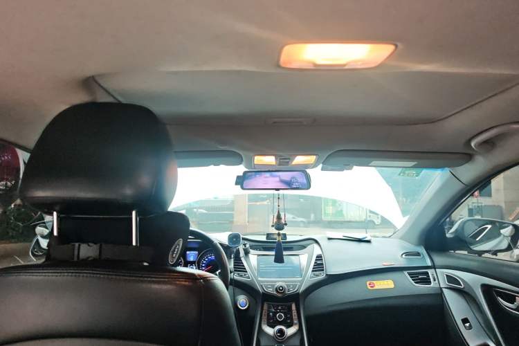 Used Hyundai Elantra (5th Generation / Langdong) 2016 1.6L Automatic Prestige Model Headliner