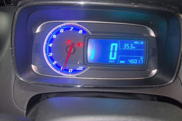 Used Chevrolet Trax 2016 1.4T Manual Two-Wheel Drive Comfort Version with Sunroof