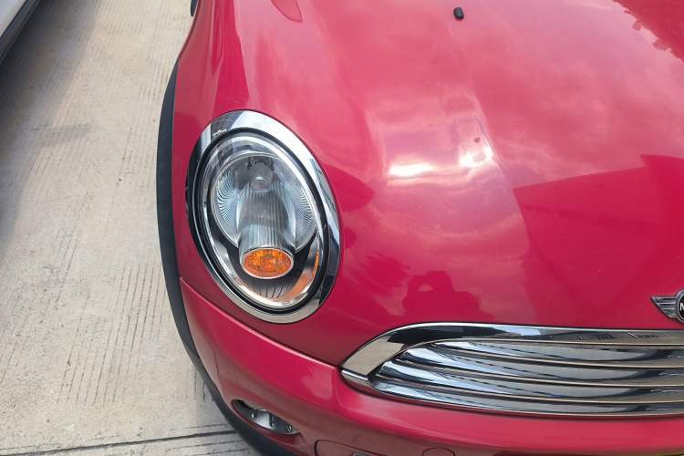 Used MINI Clubman 2011 1.6L ONE Right Front Headlight