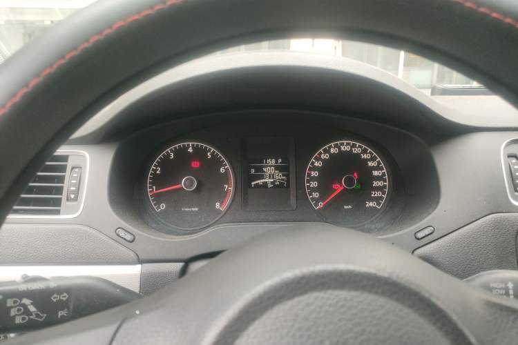 Used Volkswagen Sagitar 2012 1.6L Automatic Fashion Edition