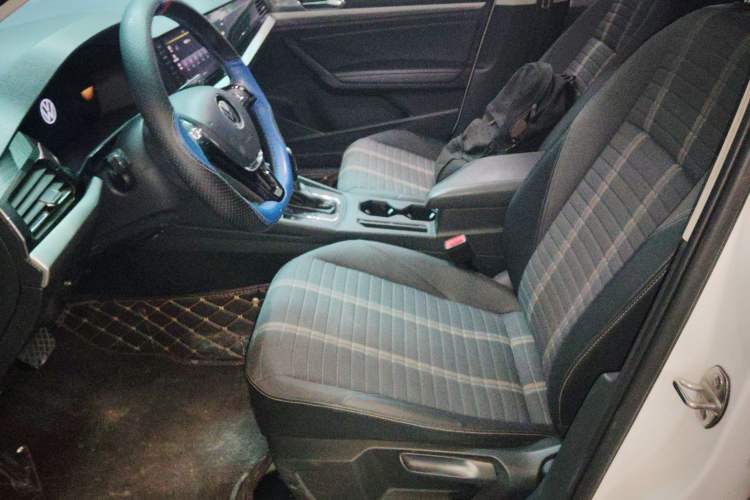 Used Volkswagen Lavida 2021 1.5L Automatic Vision Edition
