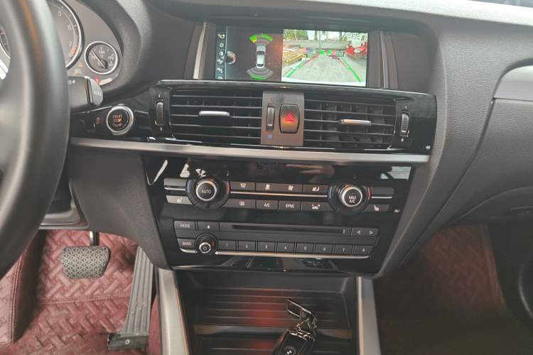 Used BMW X4 2016 xDrive20i M Sport Edition Audio And AC Panel