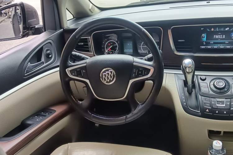Used Buick GL8 2017 25S Luxury Version China V Standard