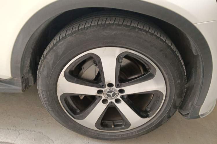 Used Mercedes-Benz GLC 2018 GLC 260 4MATIC Luxury Model