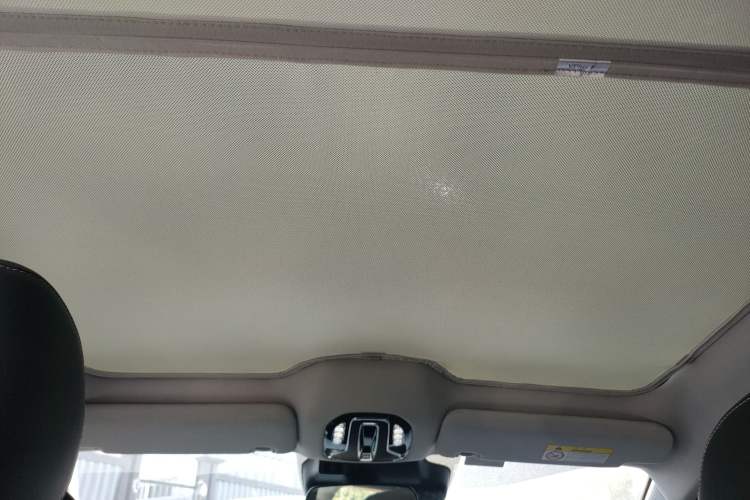 Used AION V 2023 Plus 80 Smart Enjoyment Seven-Seater Edition Ternary Lithium Headliner