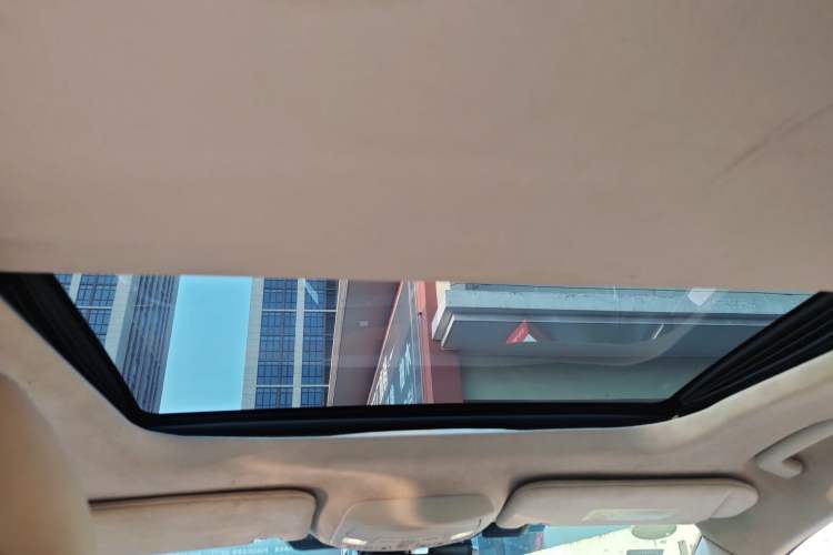 Used Lincoln MKC 2014 2.0T Four-Wheel Drive Prestige Edition Headliner