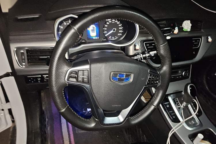 Used Geely Auto Emgrand GS 2018 Lingchao Edition 1.4T Automatic ZhenShang Smart Connectivity Model