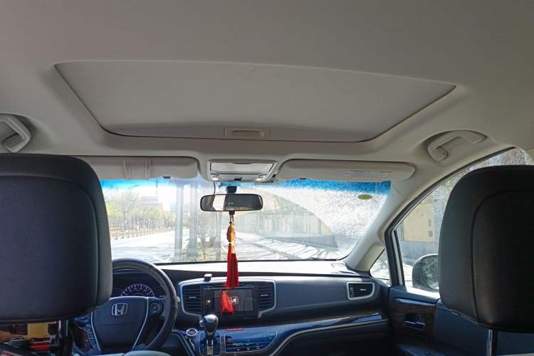 Used Honda Odyssey 2015 Updated Version 2.4L Smart Edition