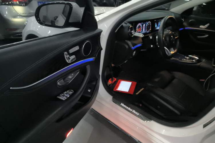 Used Mercedes-Benz E-Class 2016 E 200 L Sport Edition Driver Seat