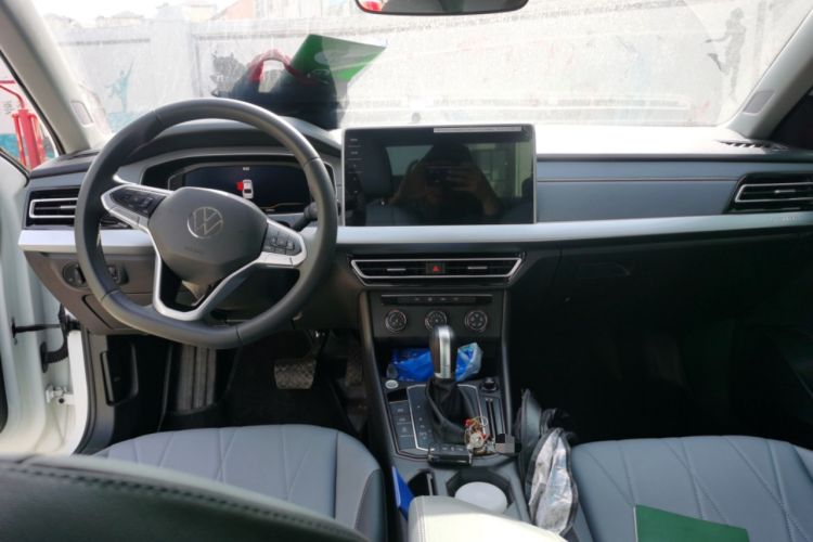 Used Volkswagen Lavida 2024 1.5L Automatic Starry Sky 5 Million Edition