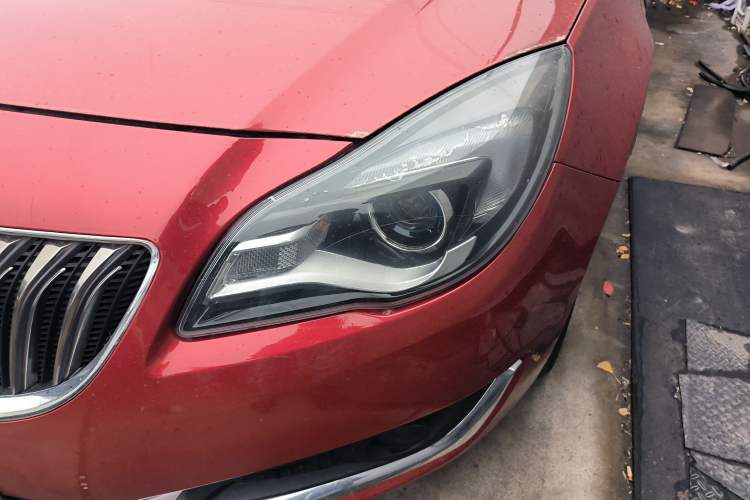 Used Buick Regal 2015 2.0L Leading Fashion Edition