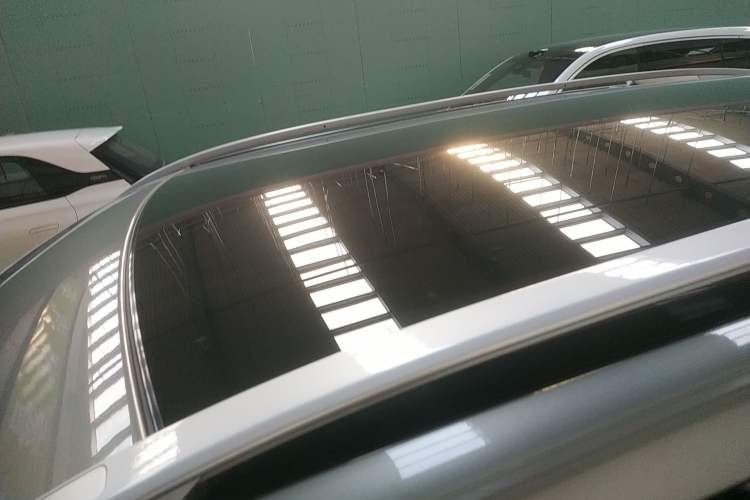 Used Land Rover Discovery Sport New Energy 2021 P300e Performance Tech Edition Roof