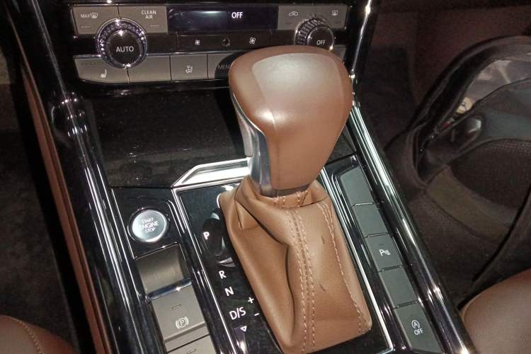 Used Volkswagen Phideon 2021 380TSI Luxury Edition