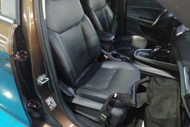 Used Ford Escort 2015 1.5L Automatic Fashion Model