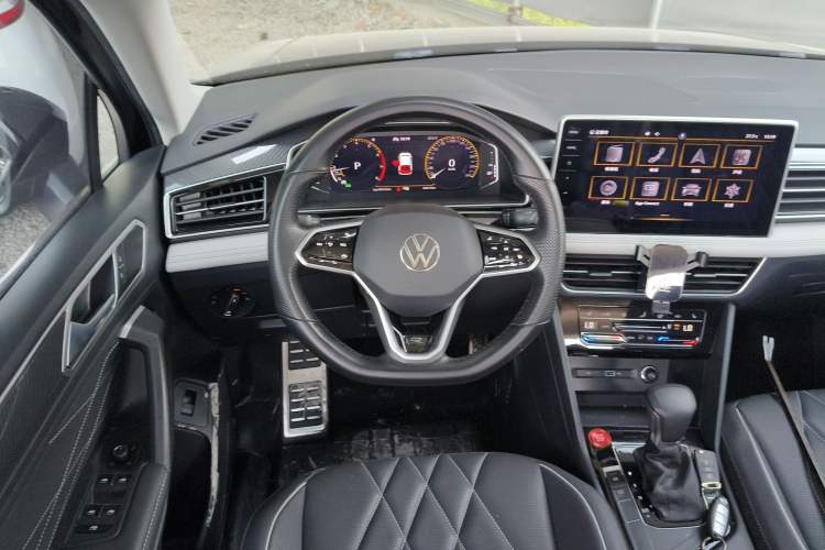 Used Volkswagen Tiguan L 2022 330TSI Automatic Two-Wheel Drive R-Line Enhanced Edition Steering Wheel