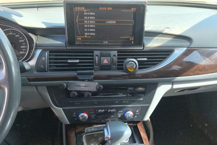 Used Audi A6L 2014 35 FSI Comfort Version Audio And AC Panel