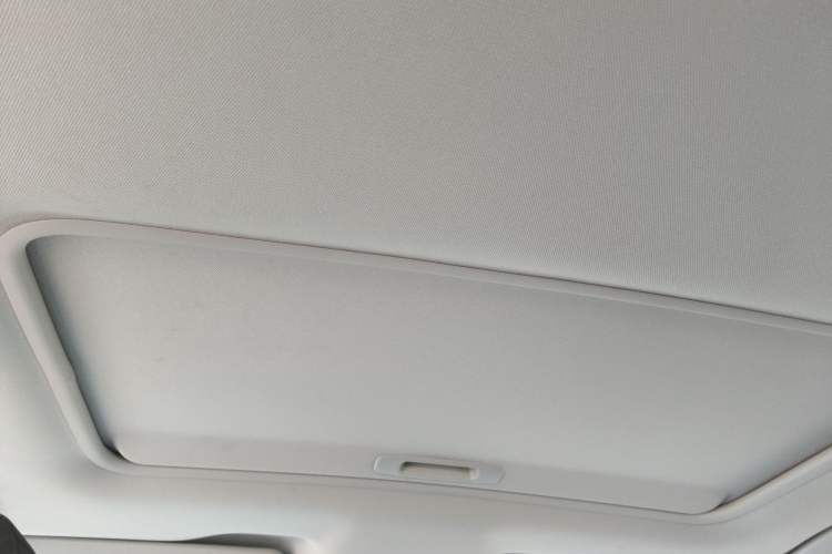 Used Peugeot 408 2014 1.8L Automatic Luxury Edition Headliner