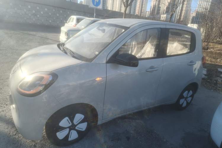 Used Wuling Hongguang MINIEV 2025 Four-Door Version Advanced Edition
