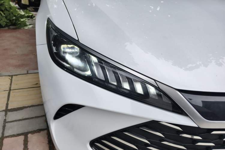 Used BYD Qin PLUS 2025 DM-i Smart Drive 55KM Leading Model
