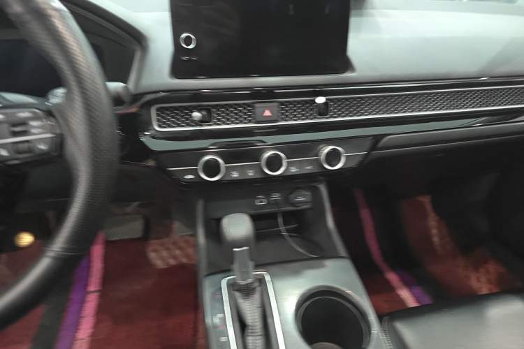 Used Honda Civic 2023 240TURBO CVT Dynamic Edition
