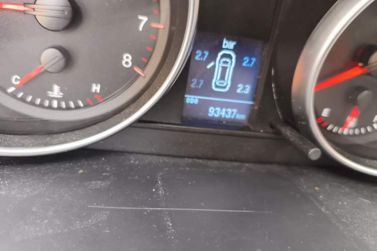 Used Haval H6 2014 Sport Version 1.5T Manual Two-Wheel Drive Elite Edition Odometer Close Up