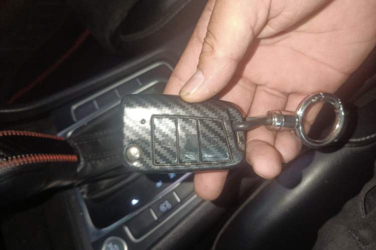 Used Volkswagen Golf 2018 230TSI Automatic Luxury Version Interior 1