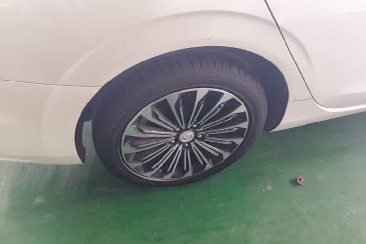 Used CHANGAN Eado 2019 Blue Whale Edition 280T GDI DCT High-Speed Model