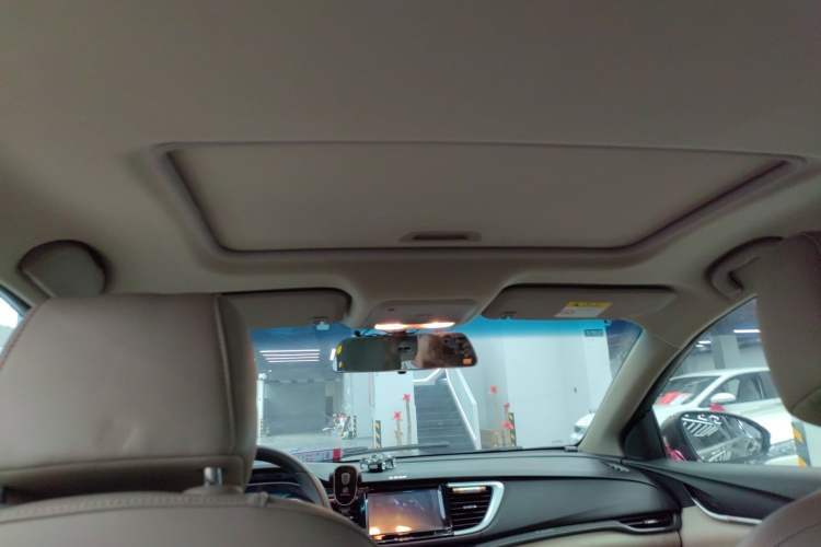 Used Buick GT 2016 15N Automatic Elite Edition Headliner