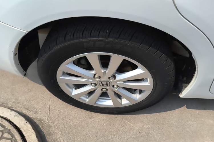 Used Honda Civic 2013 10th Anniversary 1.8L Automatic Luxury Edition Right Rear Wheel Hub