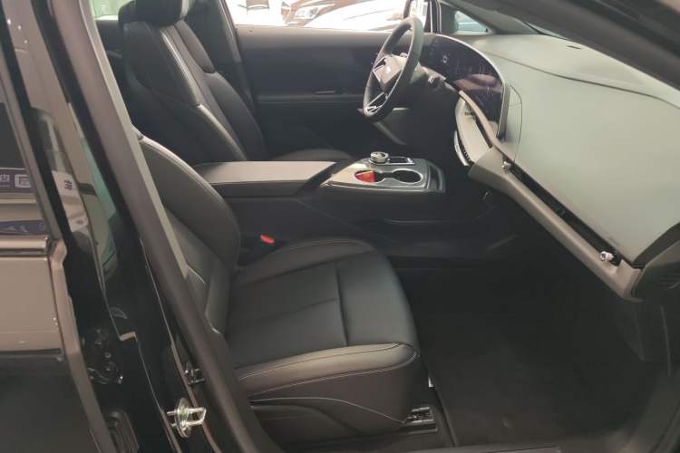 Used Cadillac OPTIQ 2024 Standard Range Version
