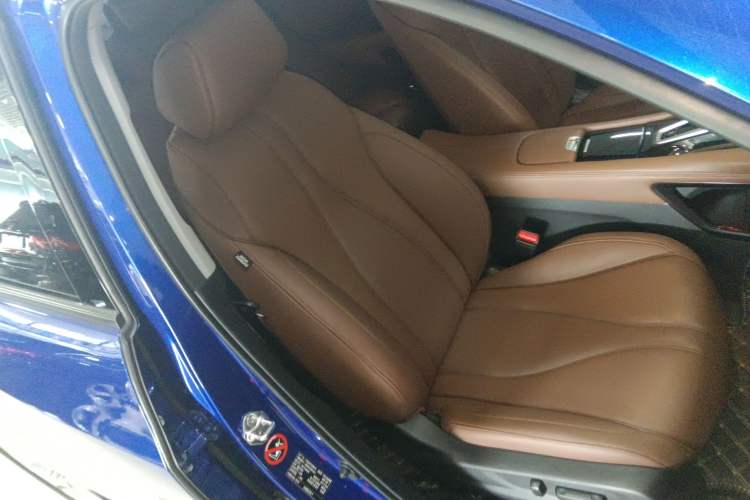 Used Acura CDX 2016 1.5T Two-Wheel Drive Deluxe Edition
