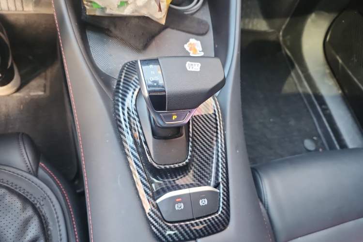 Used MG 5 2026 Model 300DVVT Global Flagship Edition Gear Lever