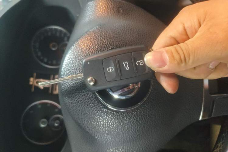 Used Volkswagen Sagitar 2012 1.8TSI Automatic Flagship Edition Vehicle Key