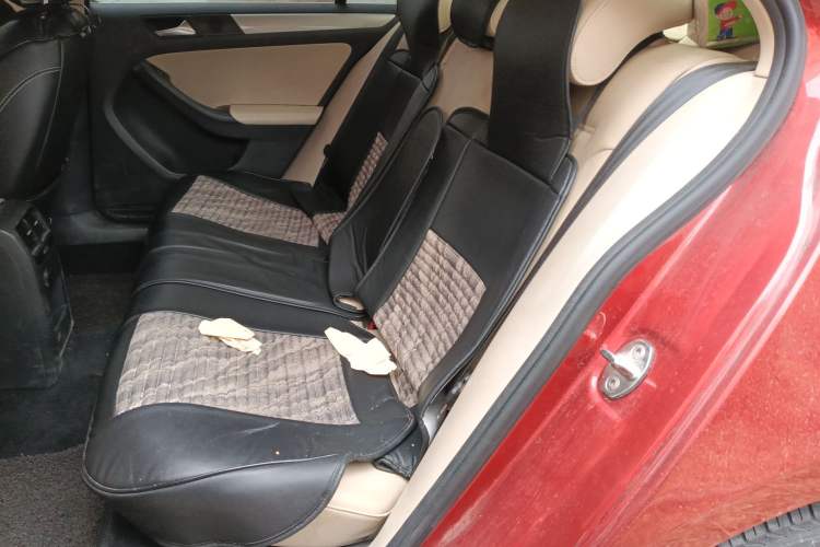 Used Volkswagen Sagitar 2012 1.6L Automatic Comfort Edition