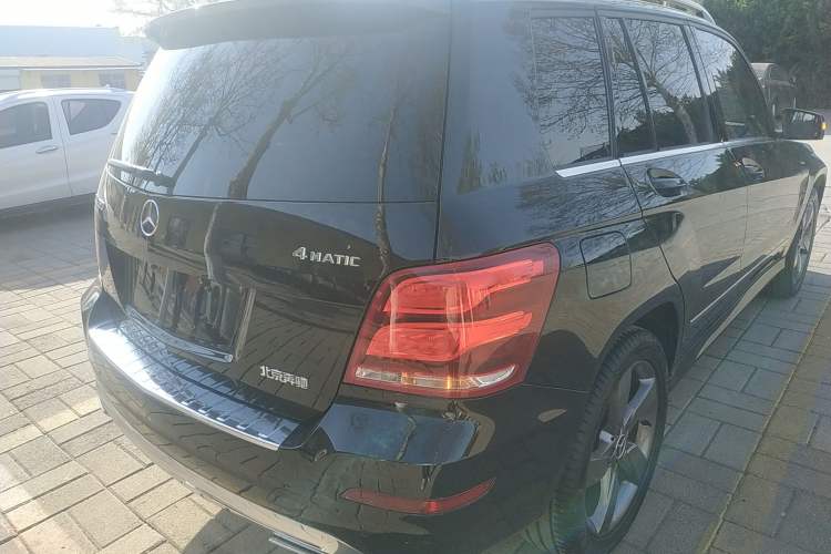 Used Mercedes-Benz GLK-Class 2015 GLK 260 4MATIC Fashion Edition Ultimate Version
