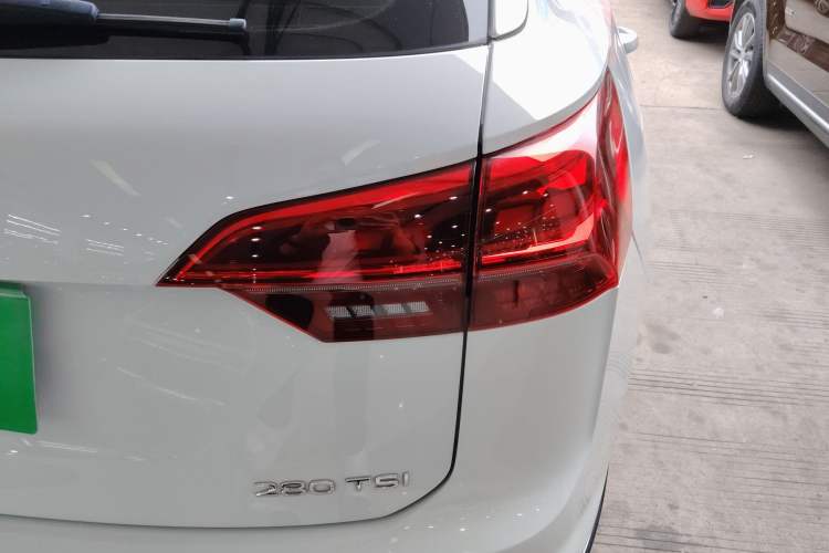 Used Volkswagen Tayron 2021 280TSI Two-Wheel Drive Luxury Smart Connectivity Version Right Rear Taillight