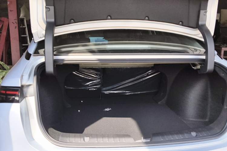 Used AION S MAX 2024 70 Star Edition Trunk