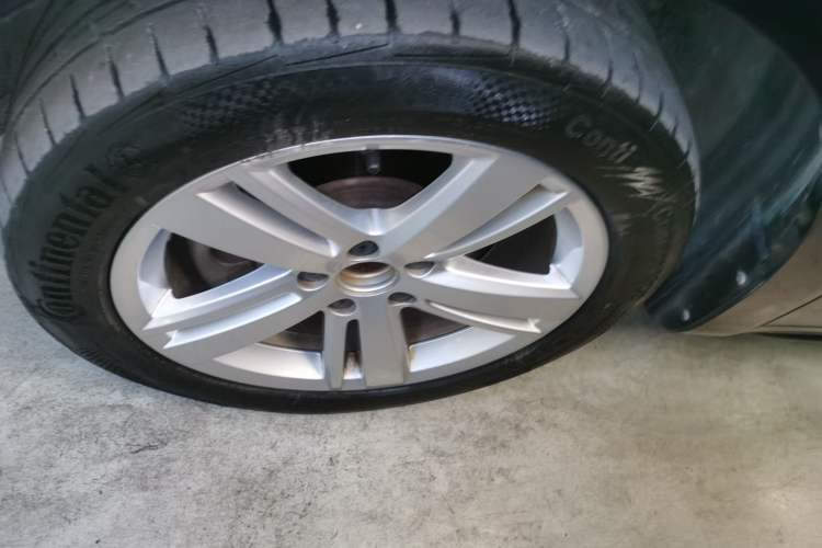 Used Volkswagen Sharan 2018 Revised Version 380TSI Comfort Edition 7-Seater Left Front Wheel Hub