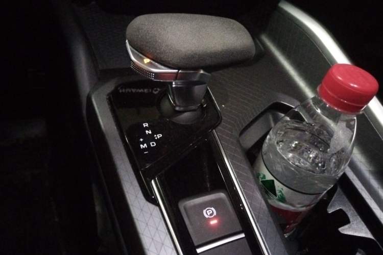 Used Geely Auto Preface 2023 2.0TD Space-Time Edition Gear Lever