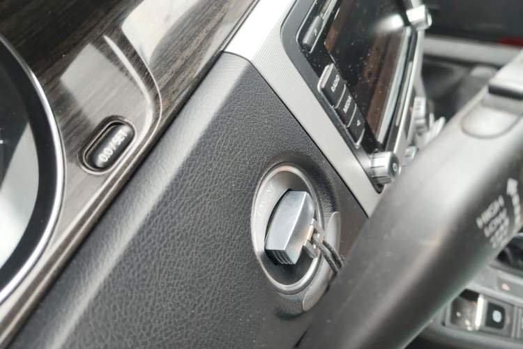 Used Volkswagen Magotan 2012 1.8TSI Prestige Model Vehicle Key