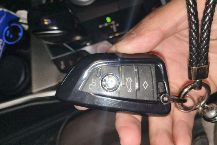 Used BMW 3 Series 2021 Restyled 325i M Sport Night Edition Package Interior 1