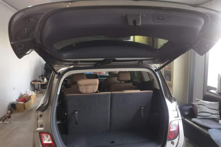 Used Buick GL6 2021 323T Mild Hybrid Connect Prestige Model
