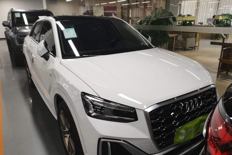 Used Audi Q2L 2024 35TFSI Fashionable and Dynamic Edition
