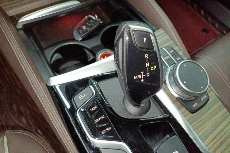 Used BMW 5 Series 2020 530Li Leading Edition Luxury Package Gear Lever