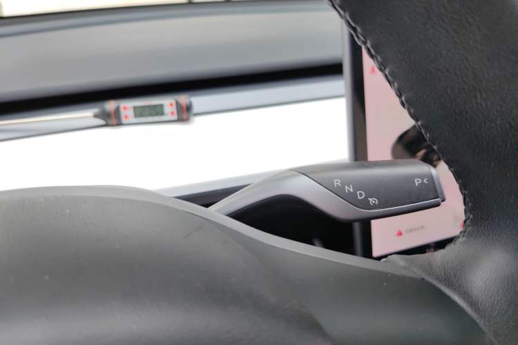 Used Tesla Model 3 2020 Long-Range Rear-Wheel-Drive Version