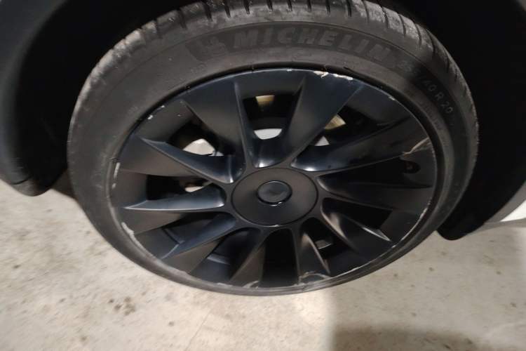 Used Tesla Model Y 2022 Revised Version Long-Range All-Wheel Drive
