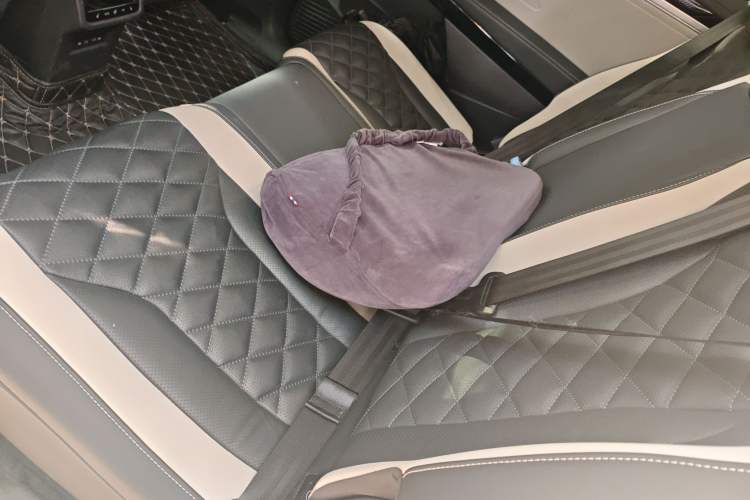 Used Volkswagen ID.6 CROZZ 2022 Long-Range PRO Edition