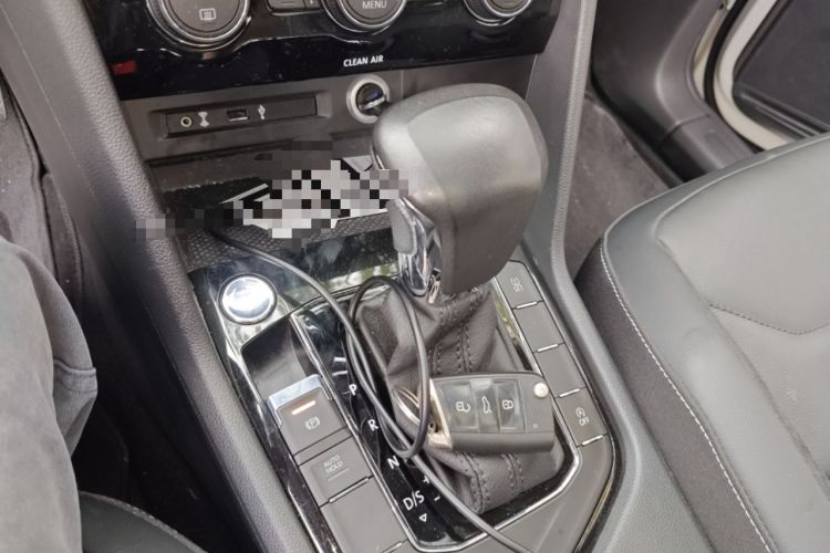 Used Volkswagen Tiguan L 2017 330TSI Automatic Two-Wheel Drive Flagship Edition Gear Lever