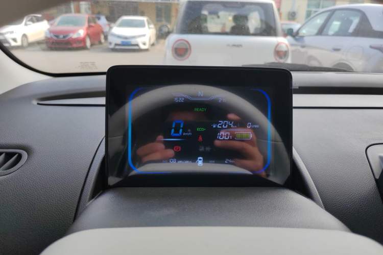 Used CHANGAN NEVO Lumin 2026 Model Treasure Edition 205km Passionate Beige Ningde Instrument Cluster