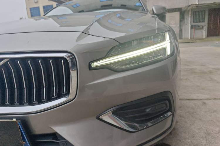 Used Volvo S60 2021 T4 Zhiyi Luxury Edition